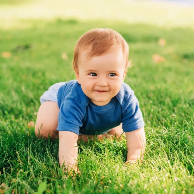 Der Weg ist das Ziel: Wenn Kinder beginnen zu Krabbeln