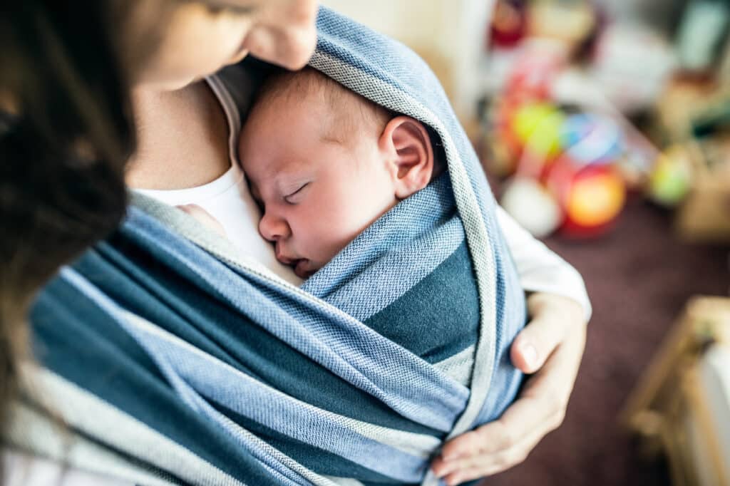 Mutter und Baby nach der Entbindung