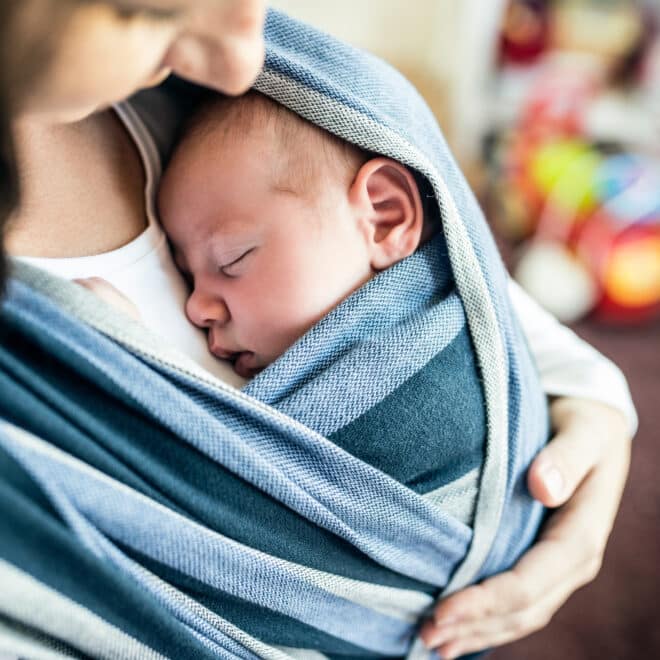 Was kommt nach der Entbindung? Wochenbett, Babyblues und Co.