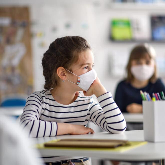 Wie helfen Luftreiniger in Schulen und Kitas in der Pandemie?