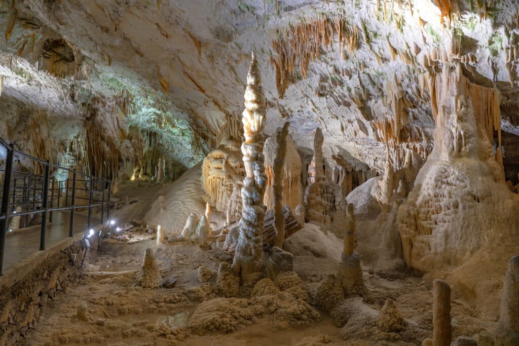 Grotte von Postojna Innenansicht